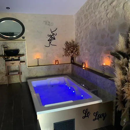 Le Lovy , Independant Avec Jacuzzi