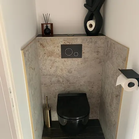 Appartement Le Lovy , Indépendant Avec Jacuzzi Cubnezais