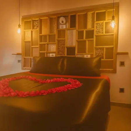 Le Lovy , Independant Avec Jacuzzi Apartamento